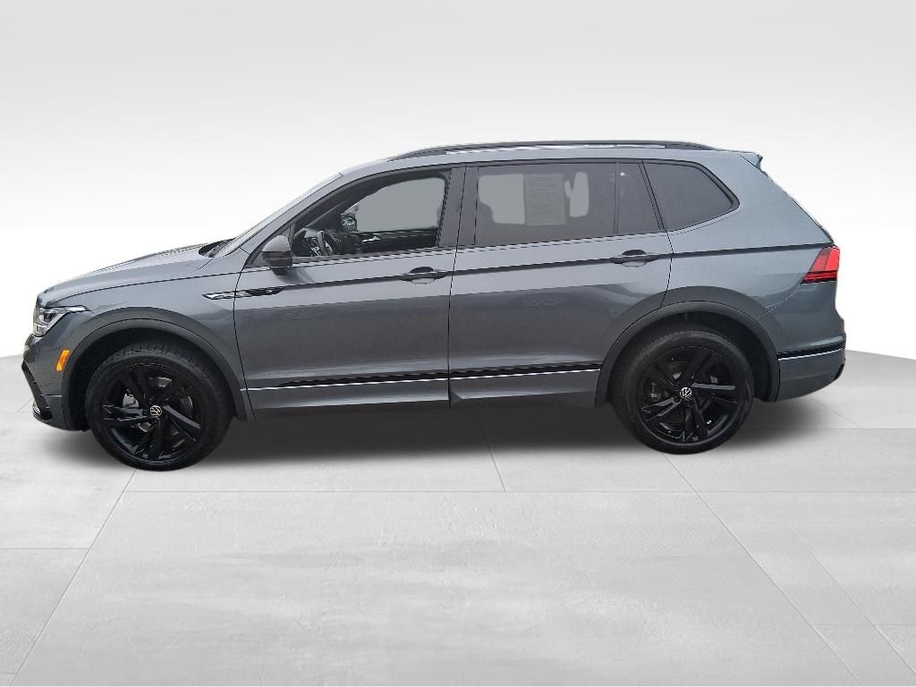 Used 2024 Gray Volkswagen 2.0T SE R-Line Black image 2