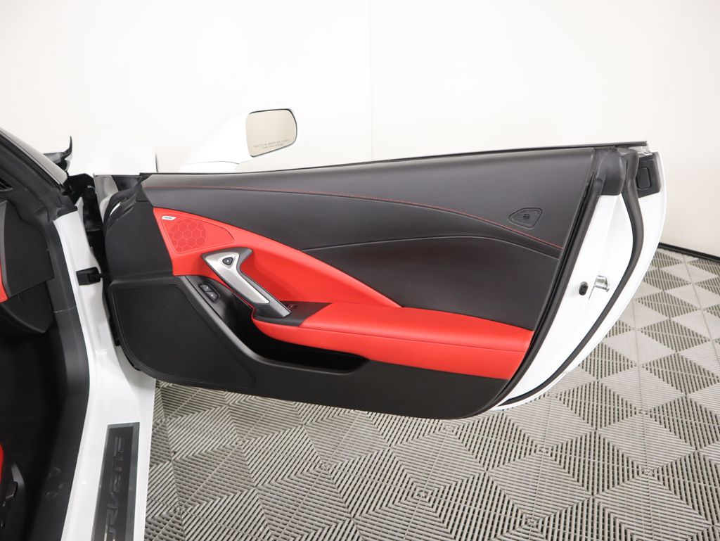 Thumbnail: 2014 Chevrolet Corvette - 30