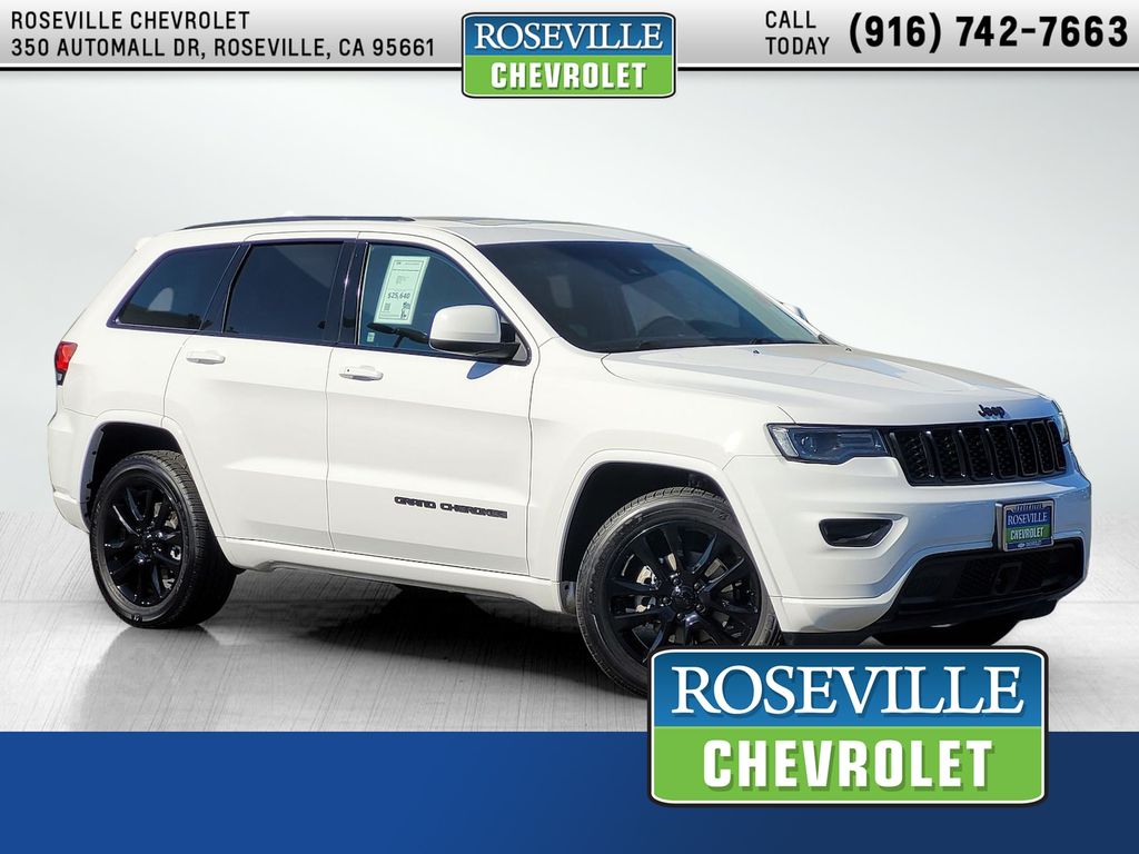 Bright White Clearcoat 2020 Jeep Grand Cherokee SUV / Crossover Four-Wheel Drive 8-Speed Automatic