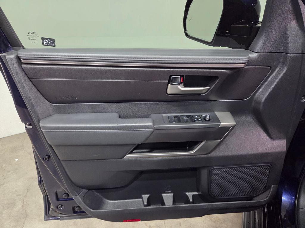 2023 Toyota Sequoia SR5