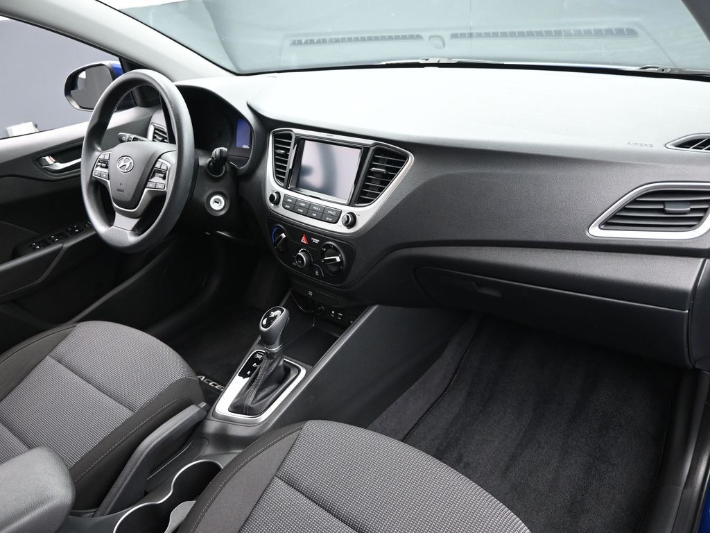 2021 Hyundai ACCENT SEL