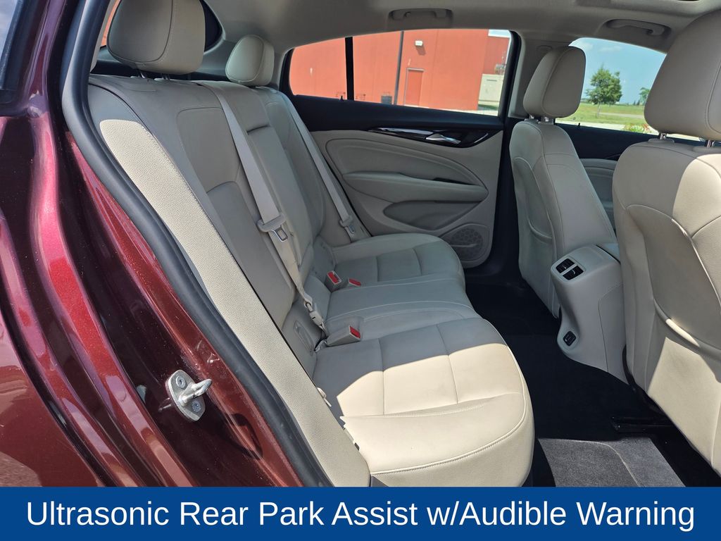 2018 Buick Regal Sportback Essence