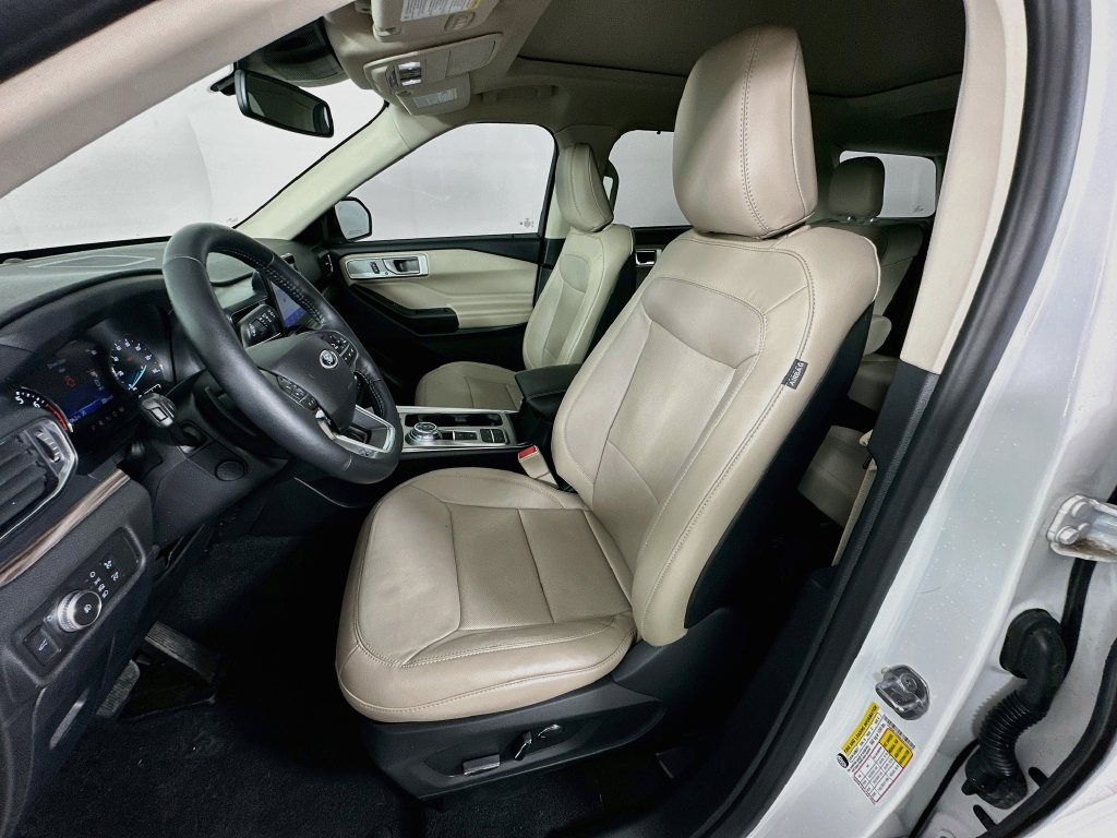 Thumbnail: 2020 Ford Explorer - 21