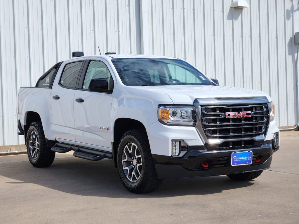 2022 GMC Canyon AT4 w/Cloth 3