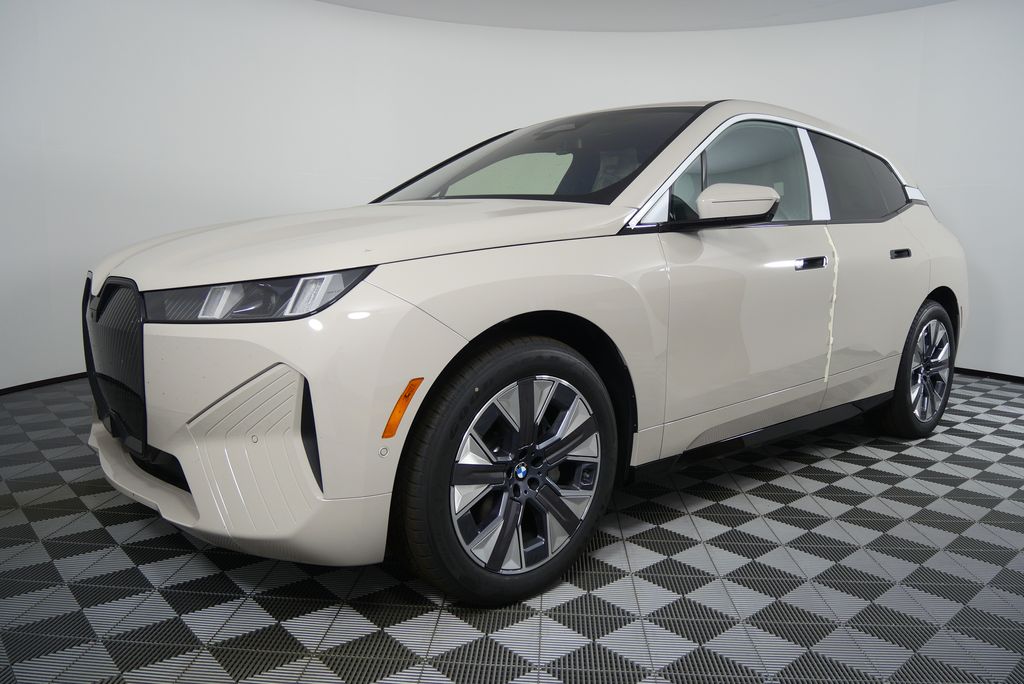 2026 BMW iX  8