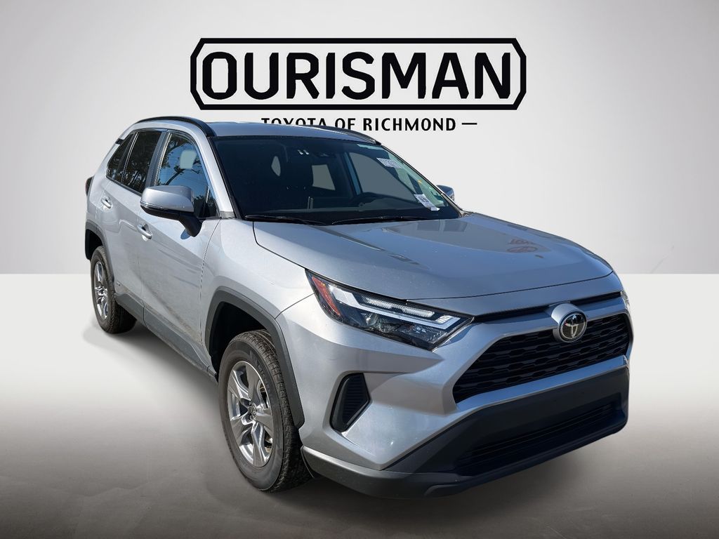 2025 Toyota RAV4 Hybrid XLE AWD