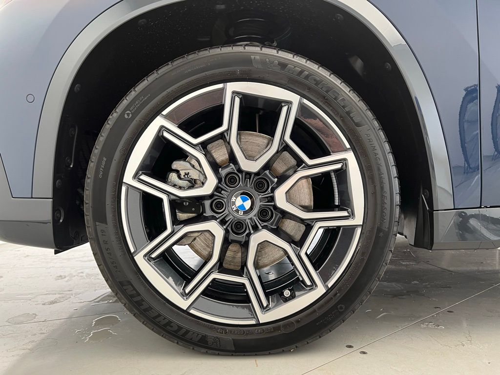 Thumbnail: 2026 BMW X1 - 22