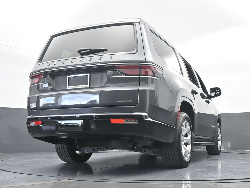 Used 2022 Baltic Gray Metallic Clearcoat Jeep Series II image 62