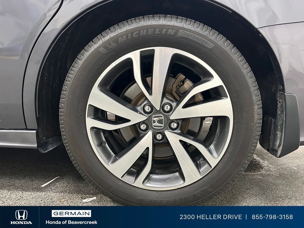 Used 2024 Gray Honda Touring image 14