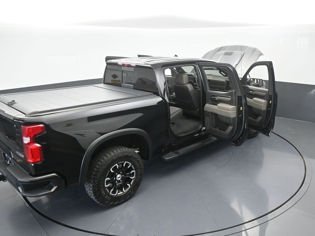 Used 2025 Black Chevrolet ZR2 image 80
