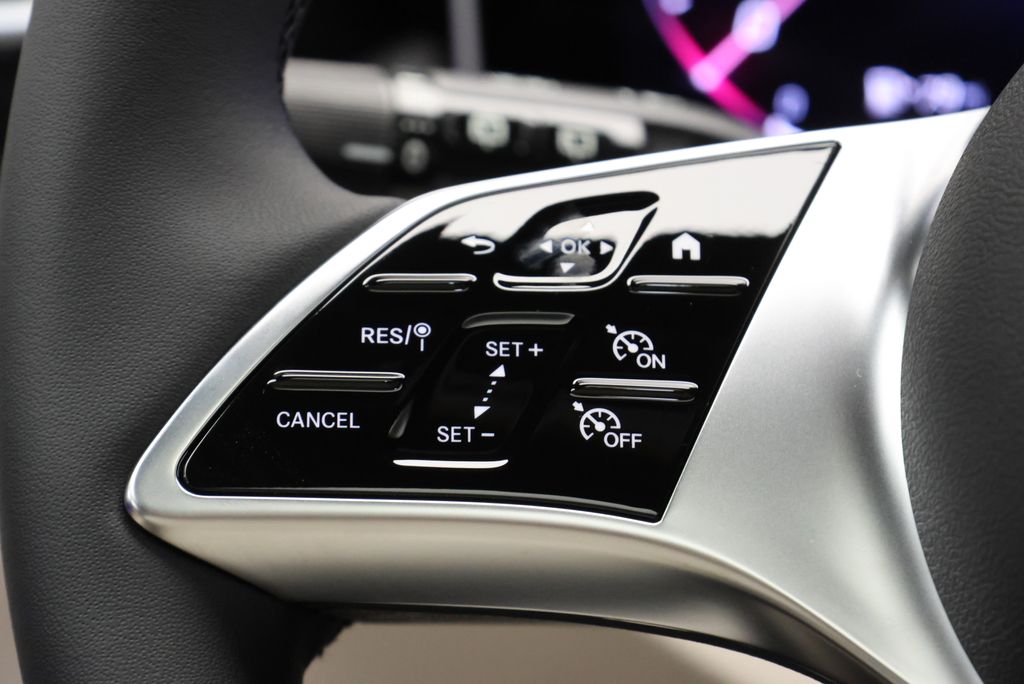 Thumbnail: 2026 Mercedes-Benz GLC - 23