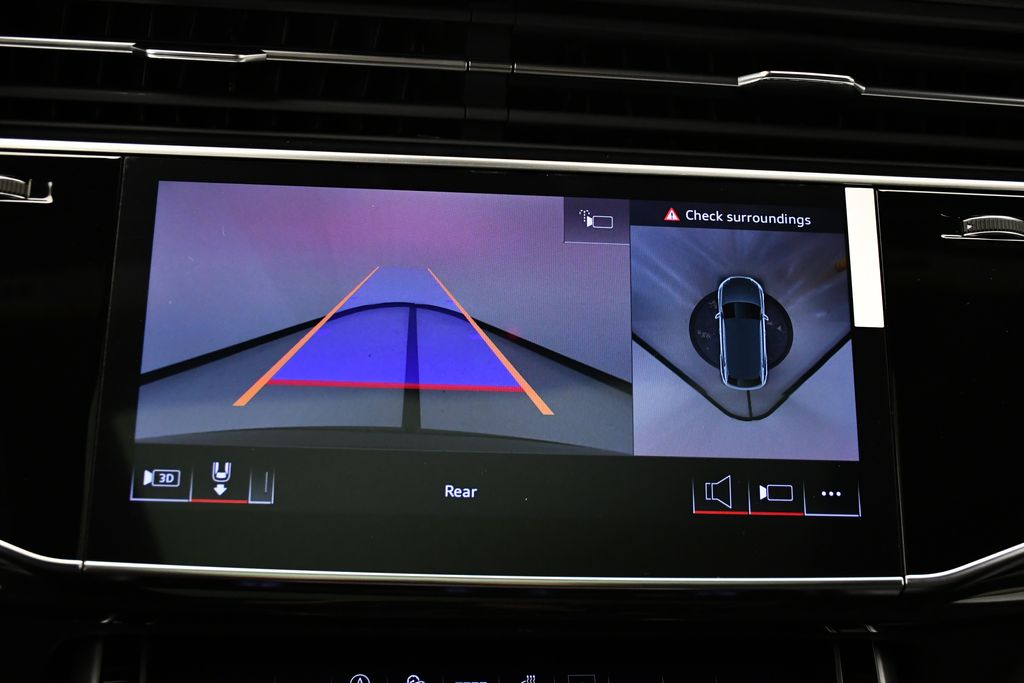 Thumbnail: 2026 Audi Q8 - 26