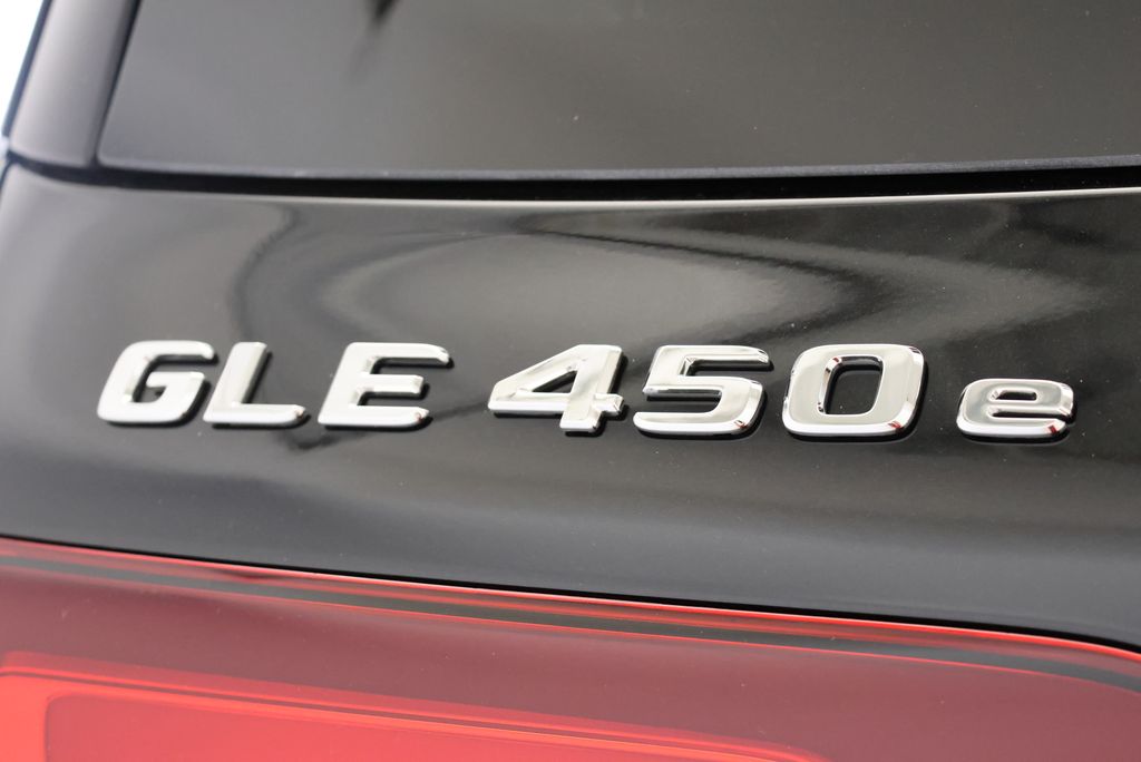 Thumbnail: 2026 Mercedes-Benz GLE - 9