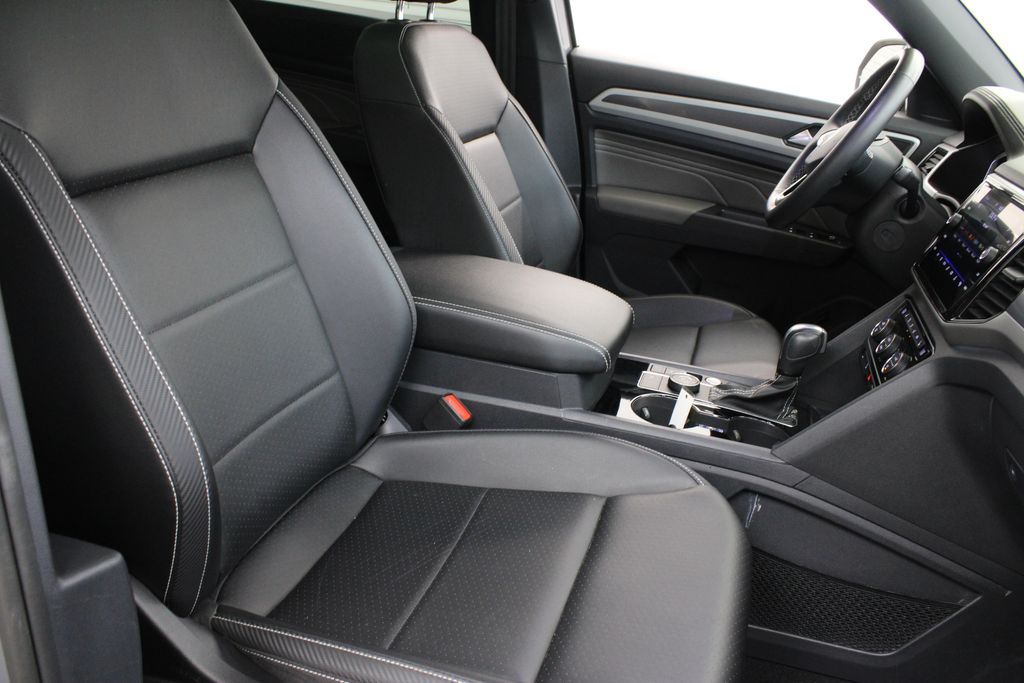 used 2022 Volkswagen Atlas Cross Sport car, priced at $27,499