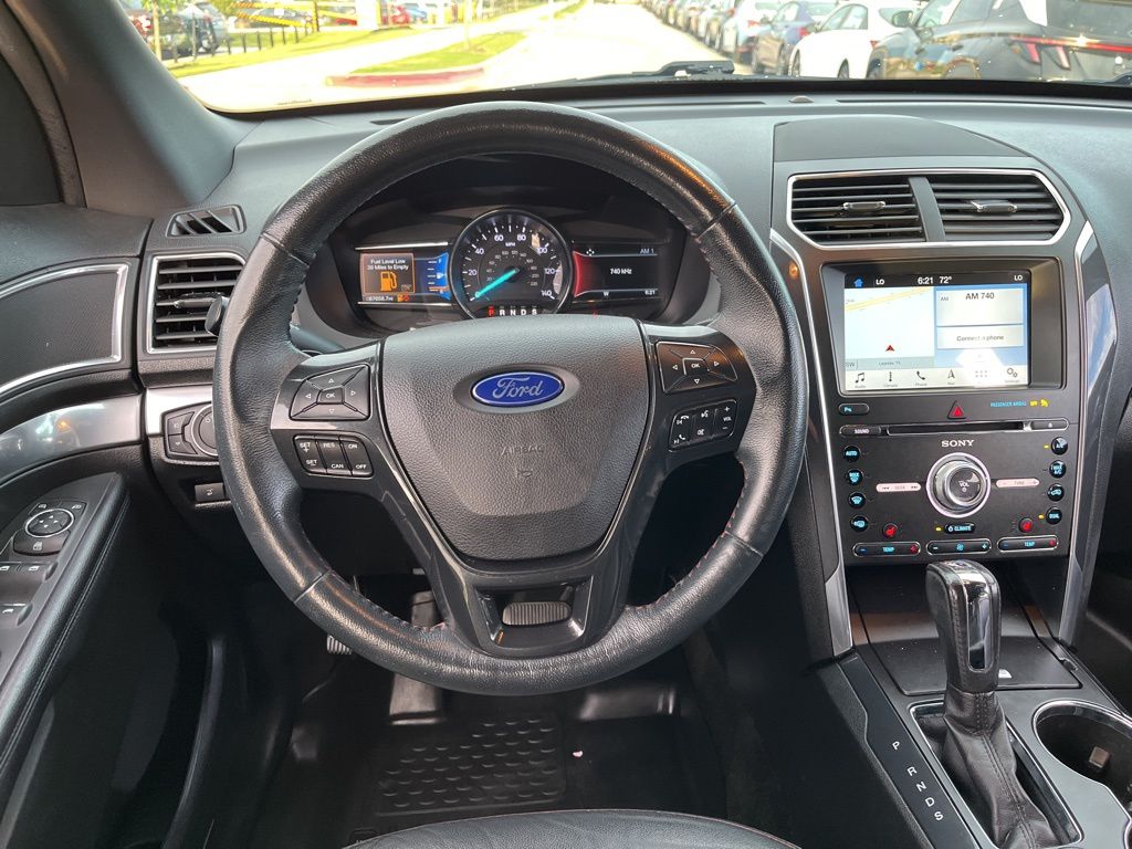 2017 Ford Explorer Sport 12