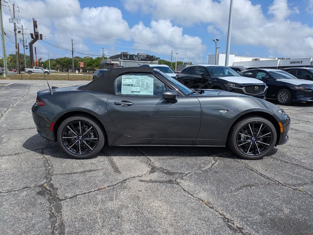 2026 Mazda MX-5 Miata Grand Touring
