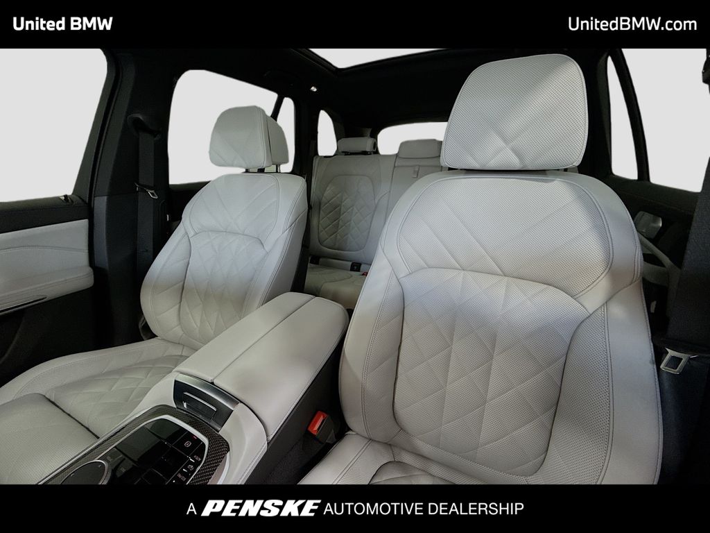 Thumbnail: 2026 BMW X5 - 5