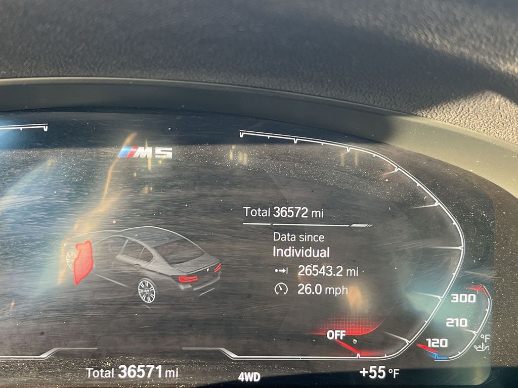 Thumbnail: 2021 BMW M5 - 15