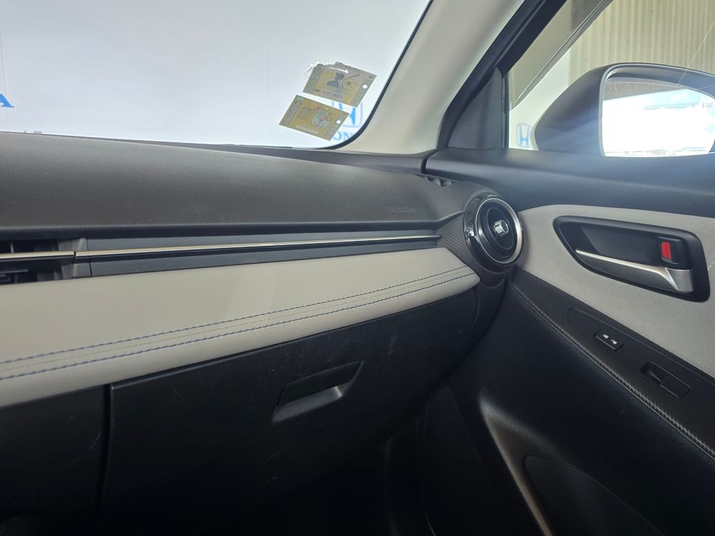 Used Car 2020 Toyota Yaris  Le For Sale Under $20,000 In San Juan, Puerto Rico