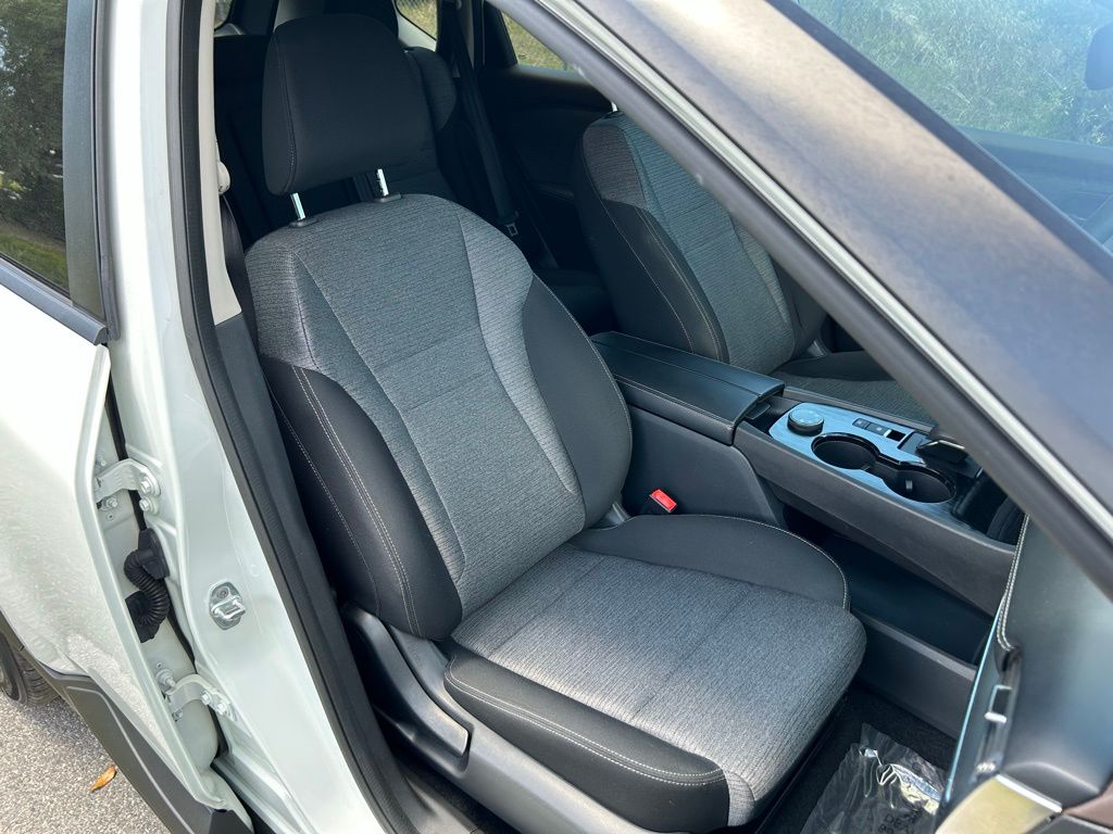 Thumbnail: 2022 Nissan Rogue - 15