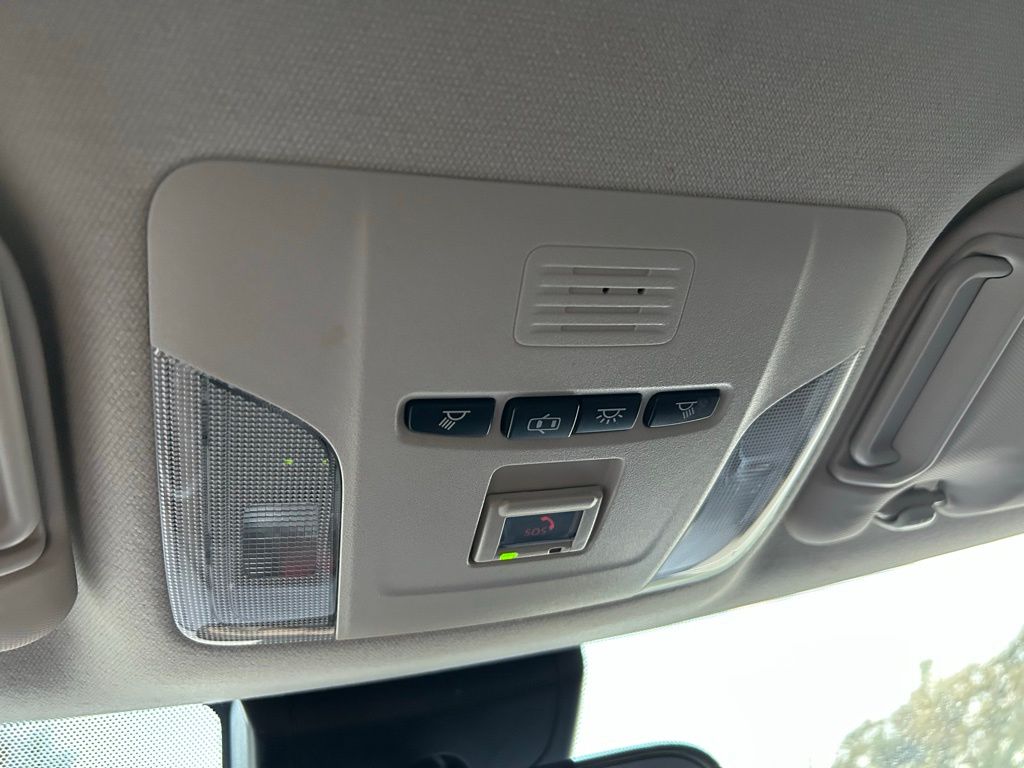 Thumbnail: 2021 Toyota Corolla - 27