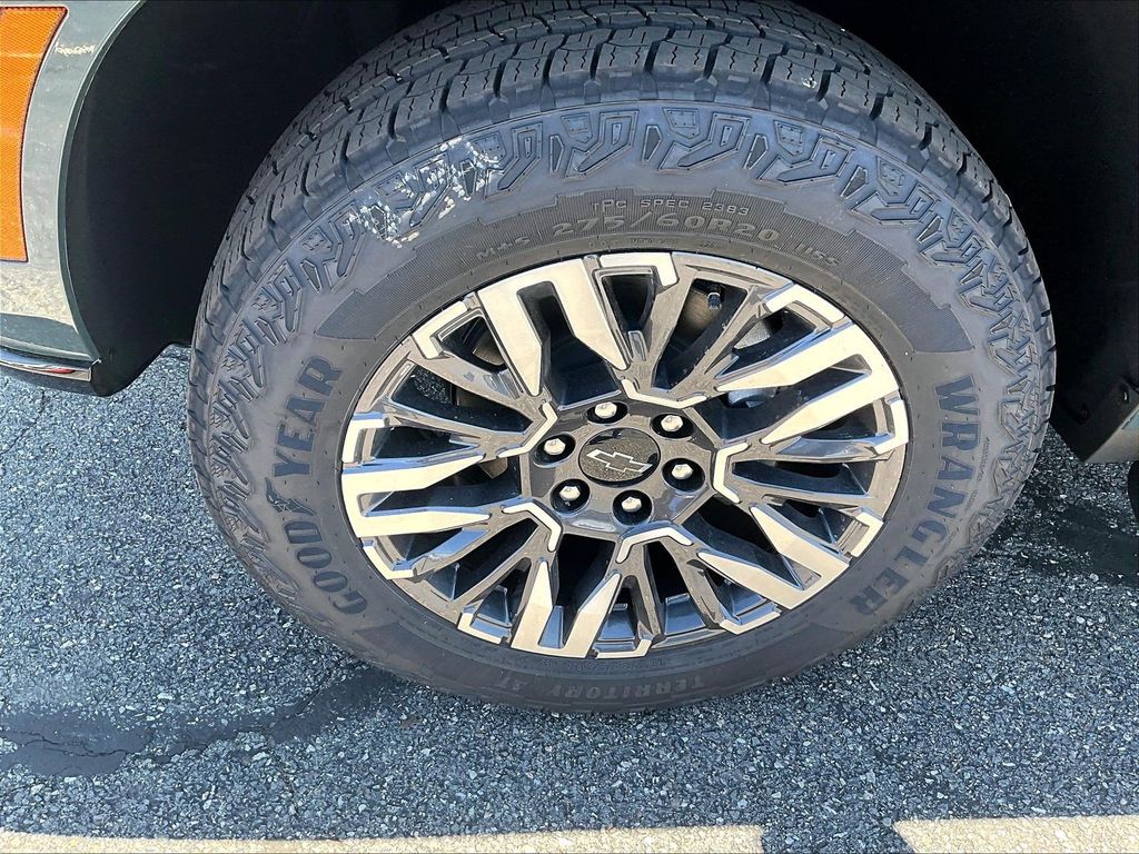 2026 Chevrolet Tahoe — photo 8