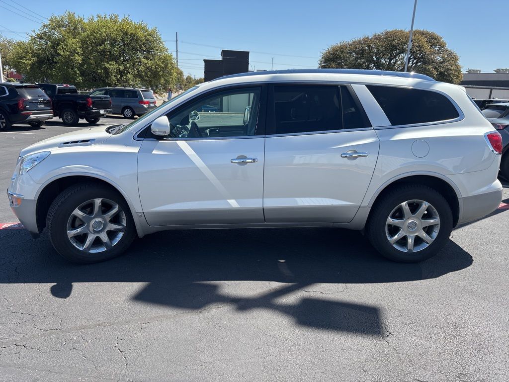 Thumbnail: 2009 Buick Enclave - 2