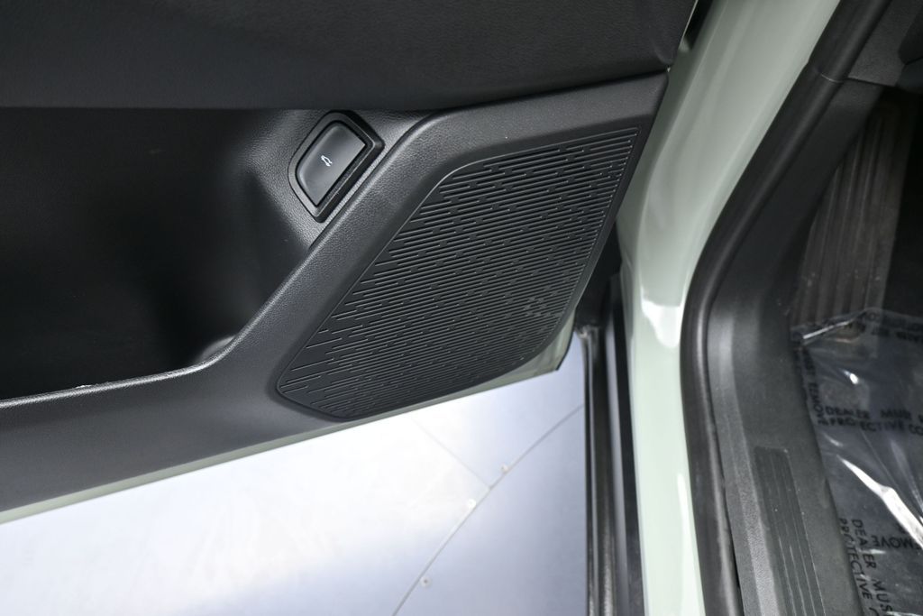 Used 2026 Cacti Green Chevrolet ACTIV image 15