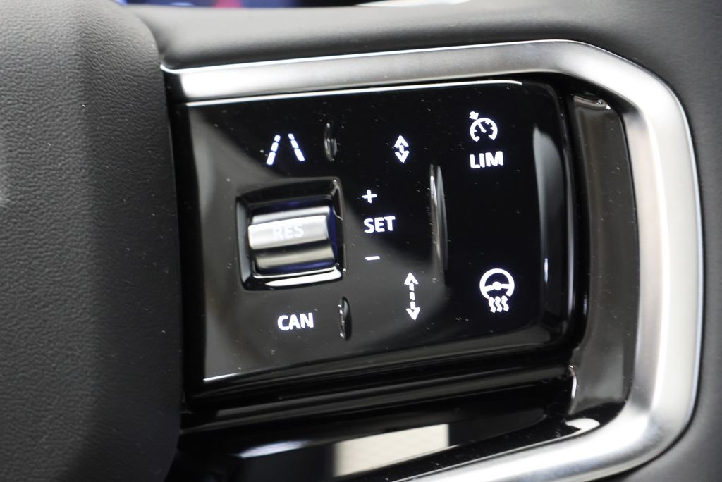Thumbnail: 2026 Land Rover Discovery Sport - 19