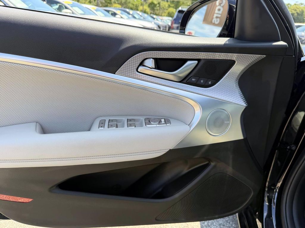 Used 2023 Genesis G70 Sedan