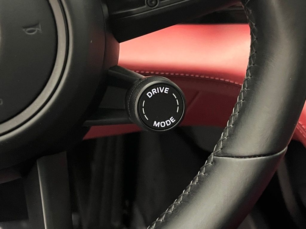 Thumbnail: 2021 Porsche Taycan - 15