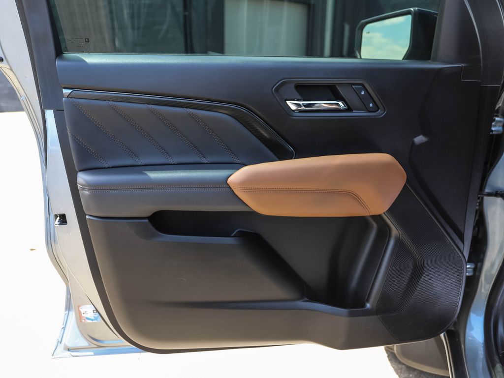 Thumbnail: 2024 GMC Canyon - 9