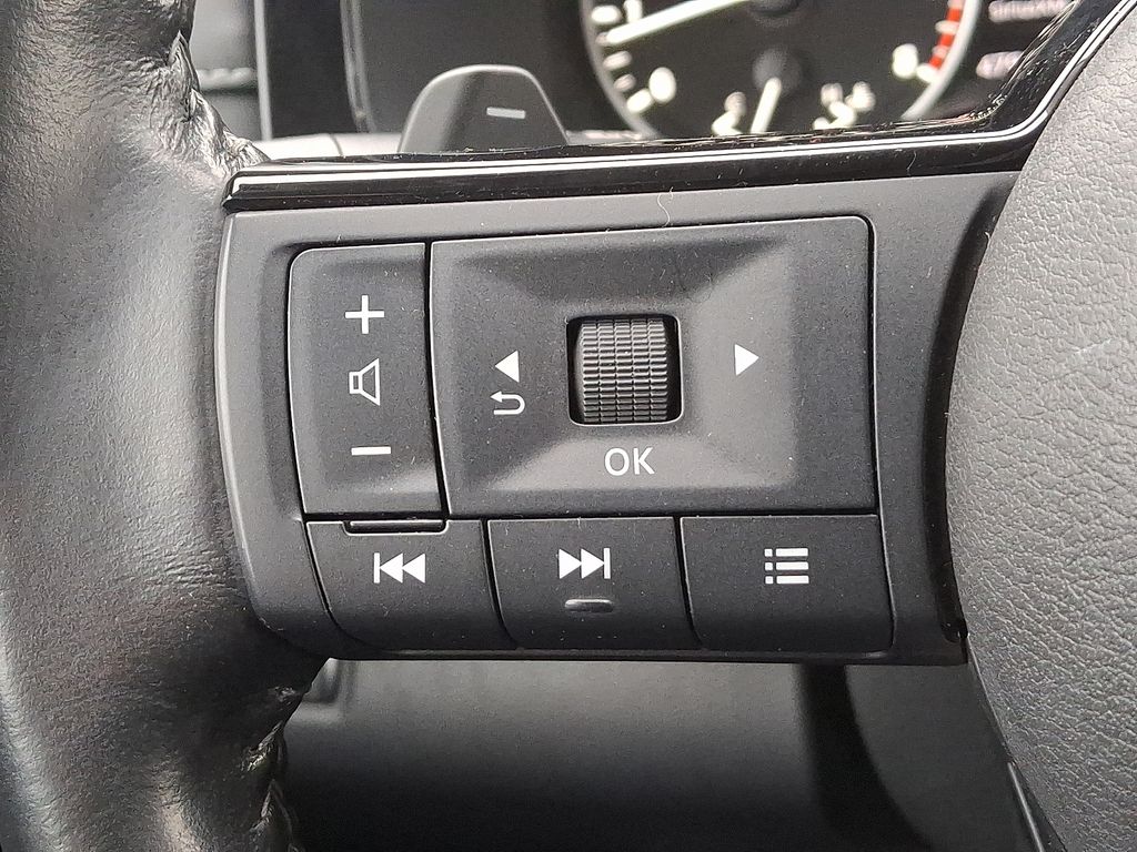 Thumbnail: 2023 Nissan Pathfinder - 21