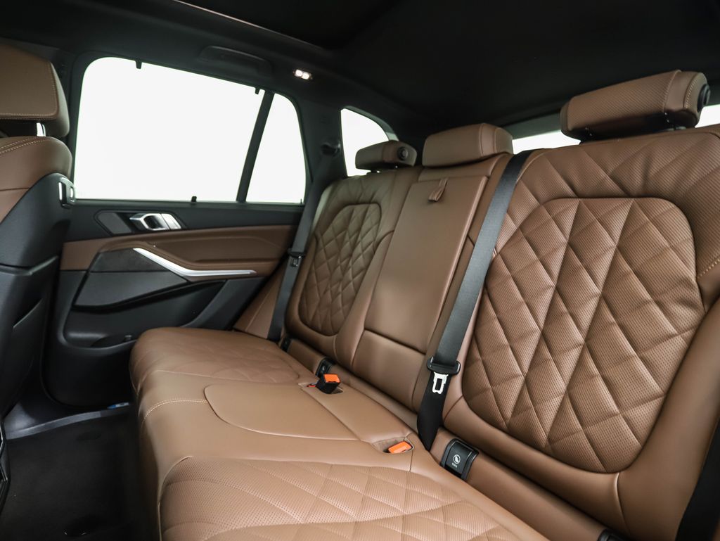 Thumbnail: 2026 BMW X5 - 24