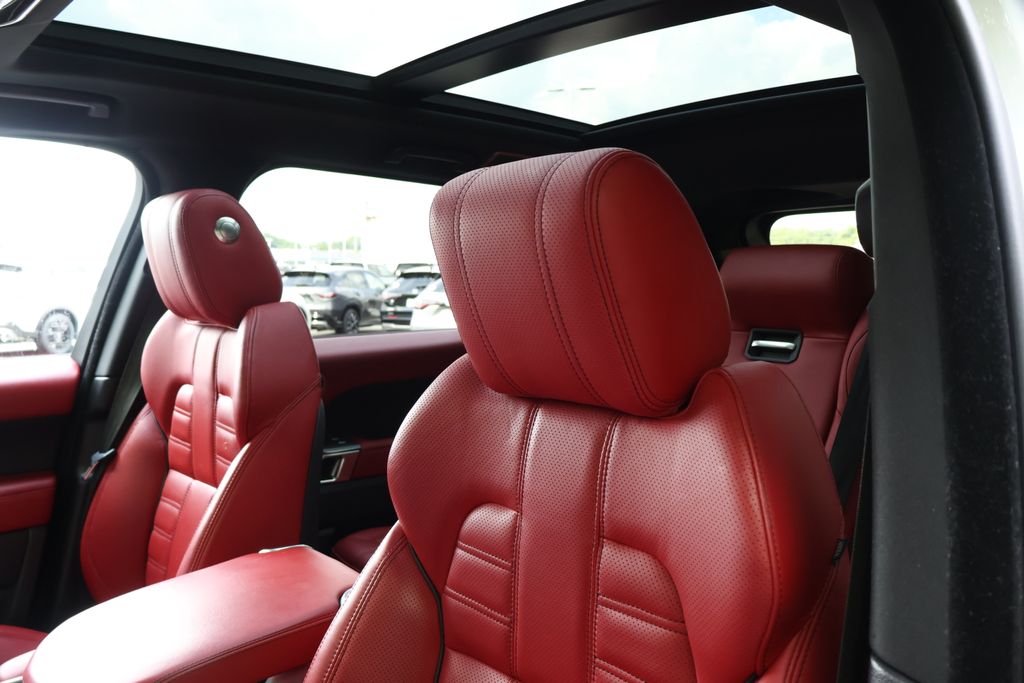 Thumbnail: 2017 Land Rover Range Rover Sport - 29