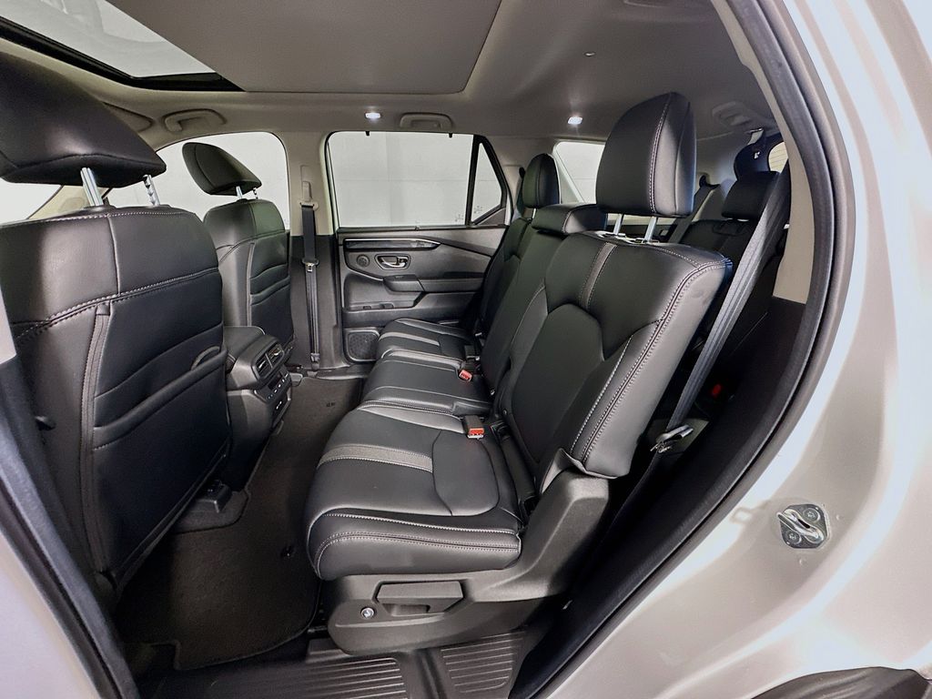 Thumbnail: 2025 Honda Pilot - 24