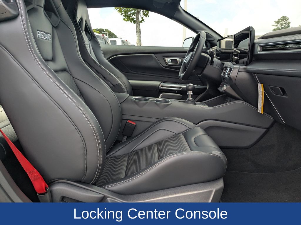 2025 Ford Mustang GT Premium Fastback