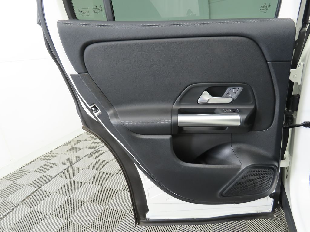 2021 Mercedes-Benz GLA 250 26