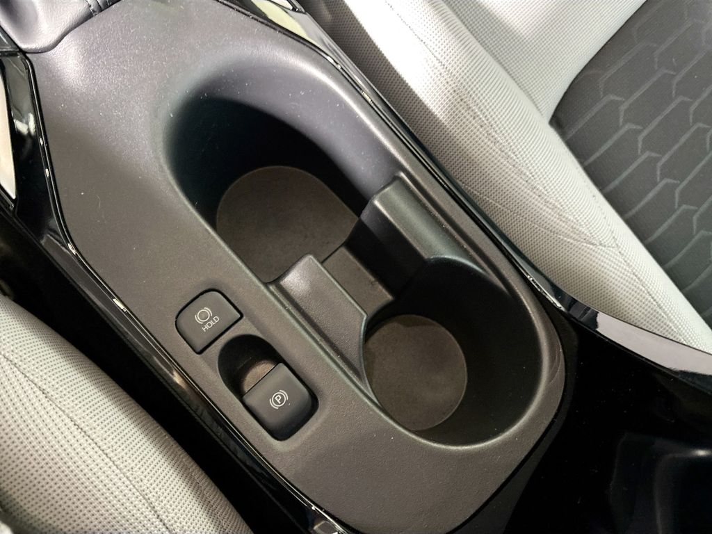2024 Toyota Corolla Hatchback SE
