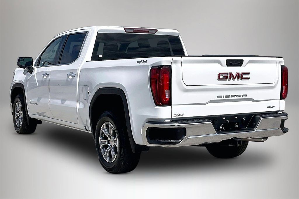 Used 2025 GMC Sierra 1500 SLT 4D Crew Cab