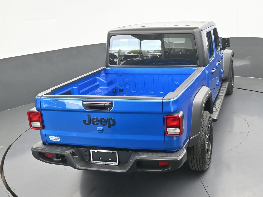 New 2026 hydro blue pearlcoat Jeep Sport image 42