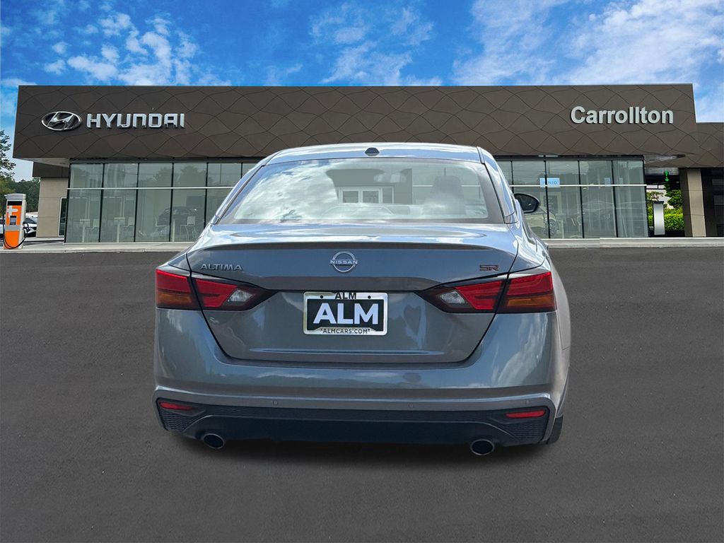 Used 2025 Gray Nissan 2.5 SR image 6