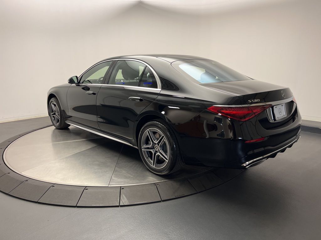 Thumbnail: 2026 Mercedes-Benz S-Class - 5