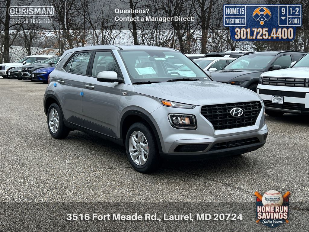 Shimmering Silver 2026 Hyundai Venue SE FWD SUV / Crossover Front-Wheel Drive Continuously Variable Transmission