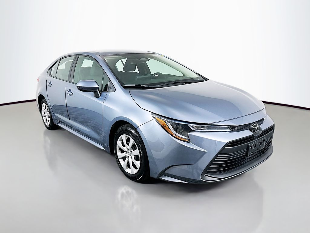 Thumbnail: 2024 Toyota Corolla - 3
