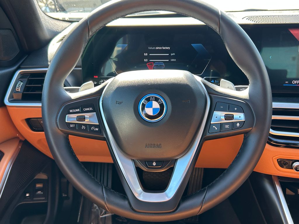 Thumbnail: 2023 BMW 3 Series - 18