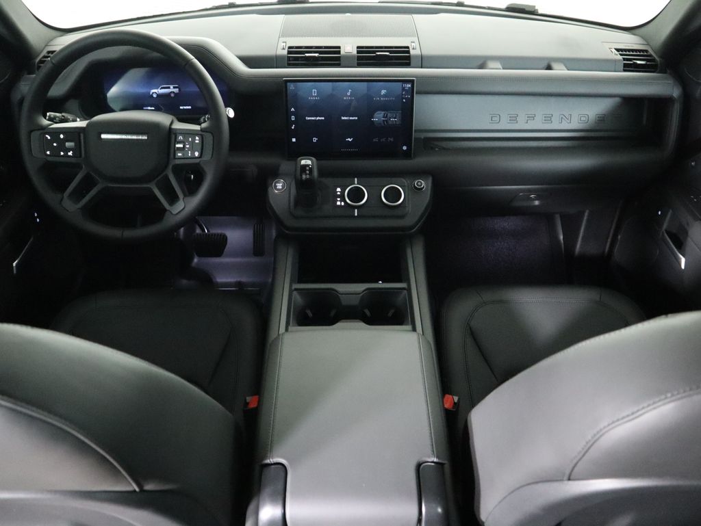Thumbnail: 2025 Land Rover Defender - 14