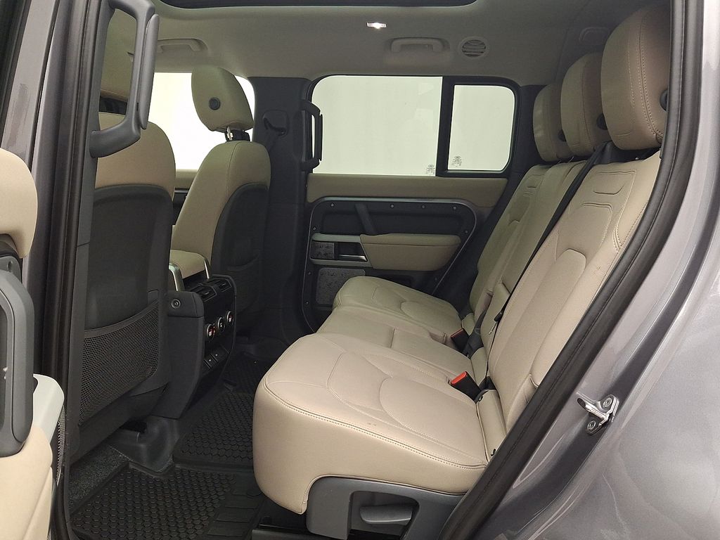 Thumbnail: 2023 Land Rover Defender - 10