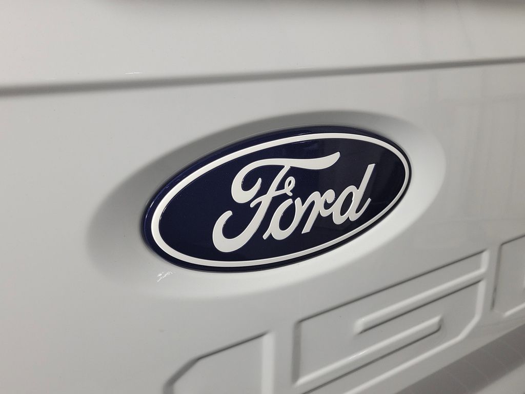 2025 Ford F-150 XLT - 4