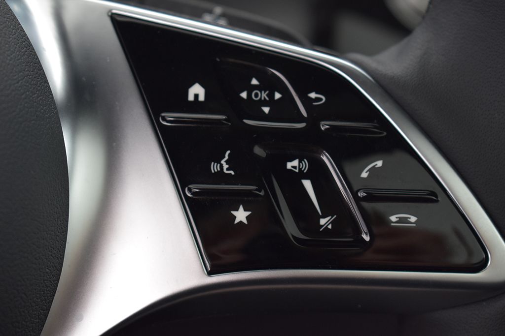 Thumbnail: 2026 Mercedes-Benz GLC - 17